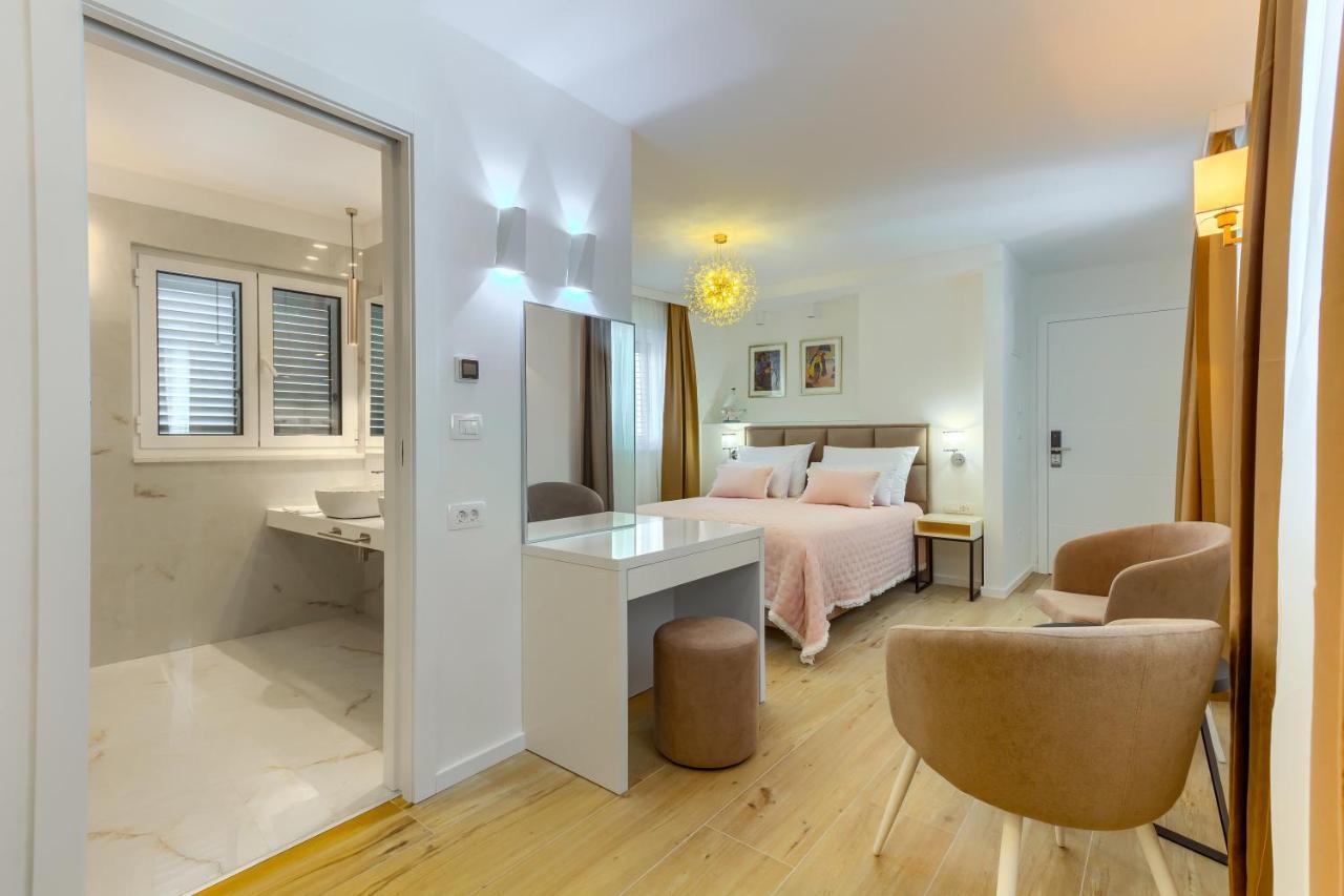 Irini Luxury Rooms Split Exterior photo